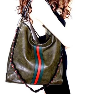 Mezon - Hobo / Shoulder Bag W/ 3D Floral Strap